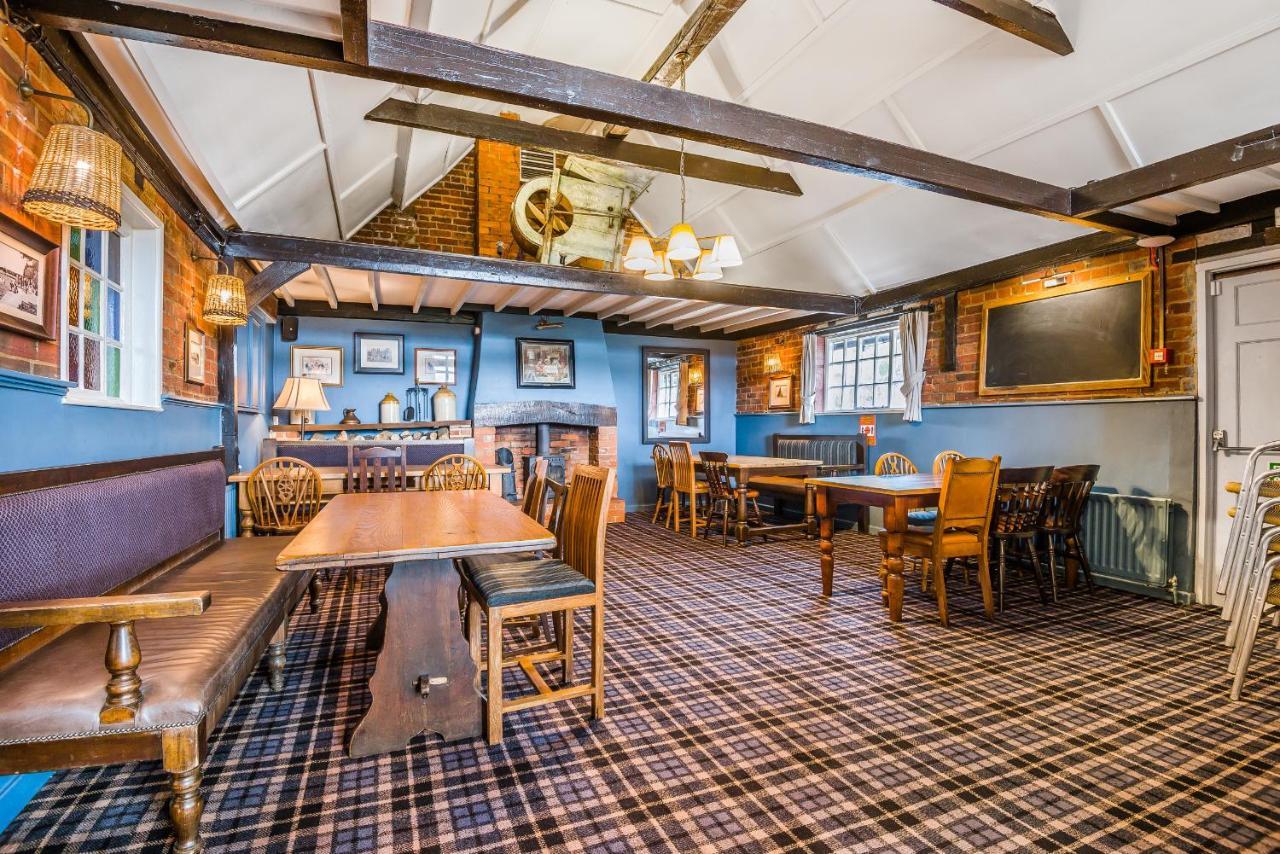 The Walhampton Arms Bed and Breakfast Lymington Exteriör bild