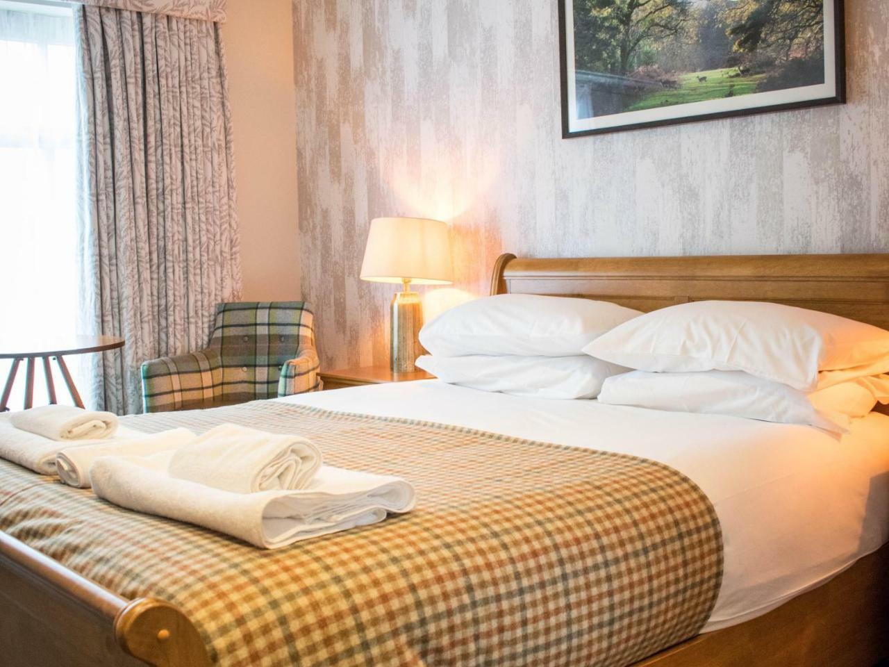 The Walhampton Arms Bed and Breakfast Lymington Exteriör bild